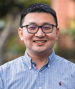 Zhenglu Li